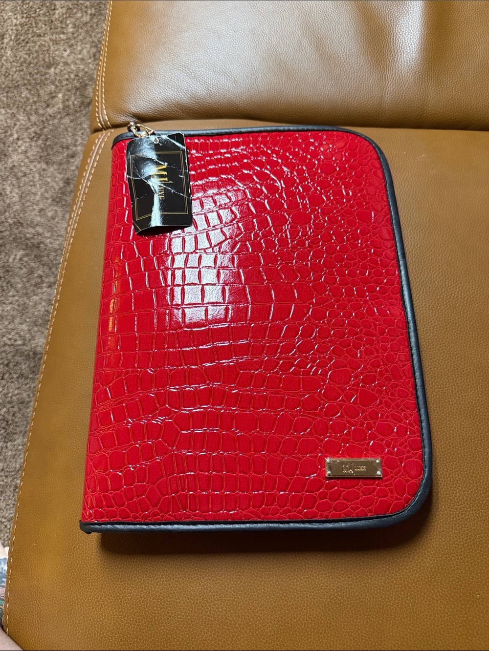 Makeup Junkie Red Croc-Embossed Zipfolio Organizer